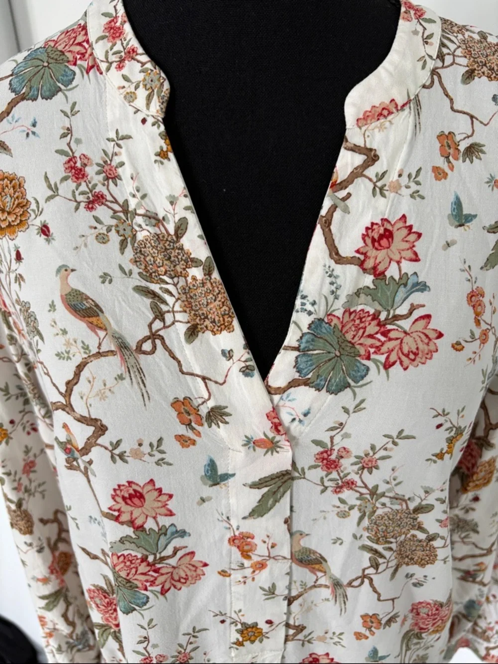 Ladies Summer Dress - Picture 2 of 6